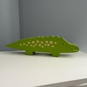 Pearhead brand alligator money bank EUC retail $89